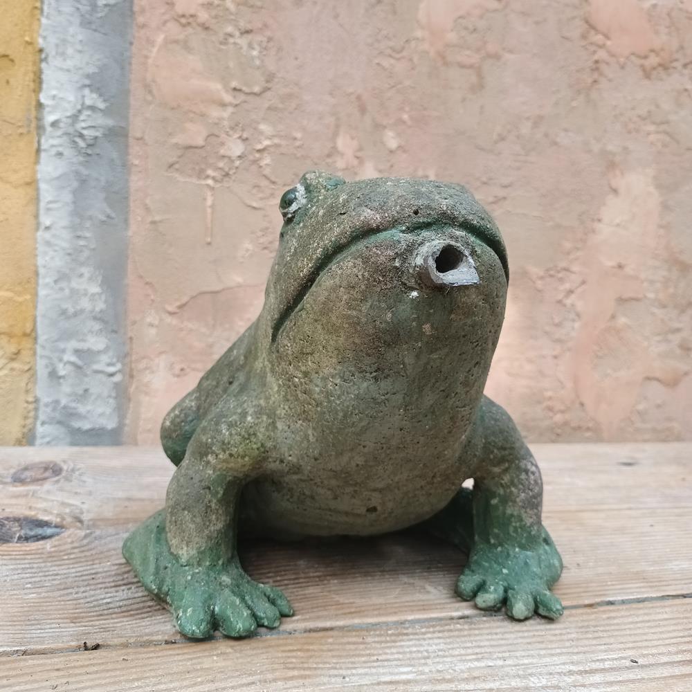 Toads & Frog Statues