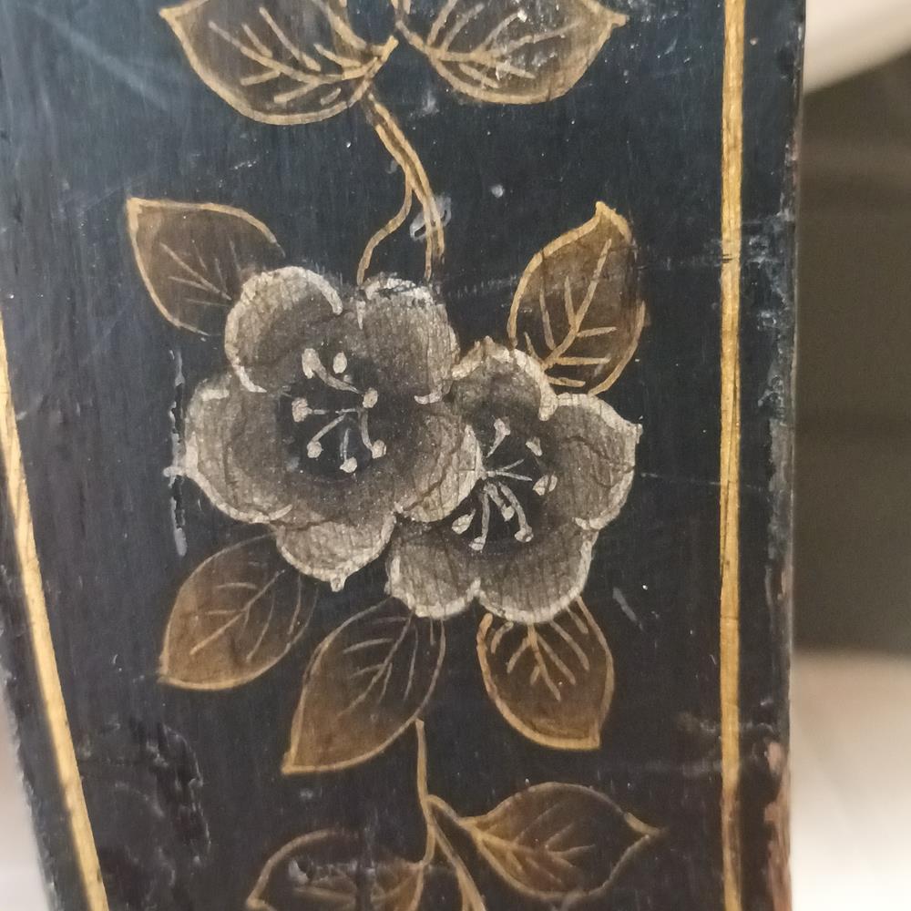 Regency Black Lacquered Window Seat