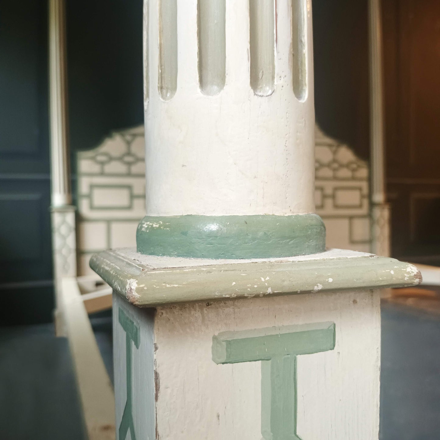 An Edwardian Freestanding Four Poster Bed