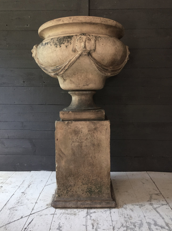 Blashfield Stamford Urn