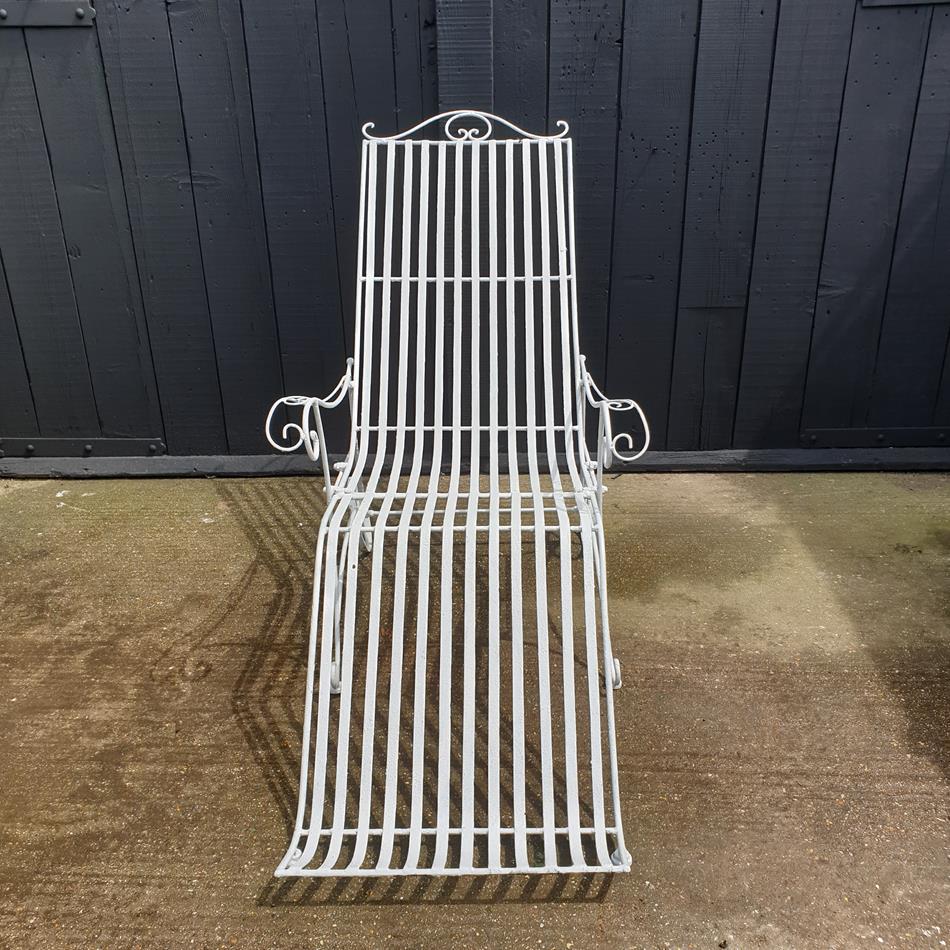 Painted Iron Sun Lounger