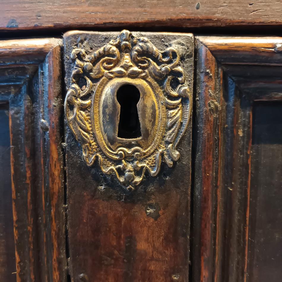 A Late 17th Century Chest Of Drawers