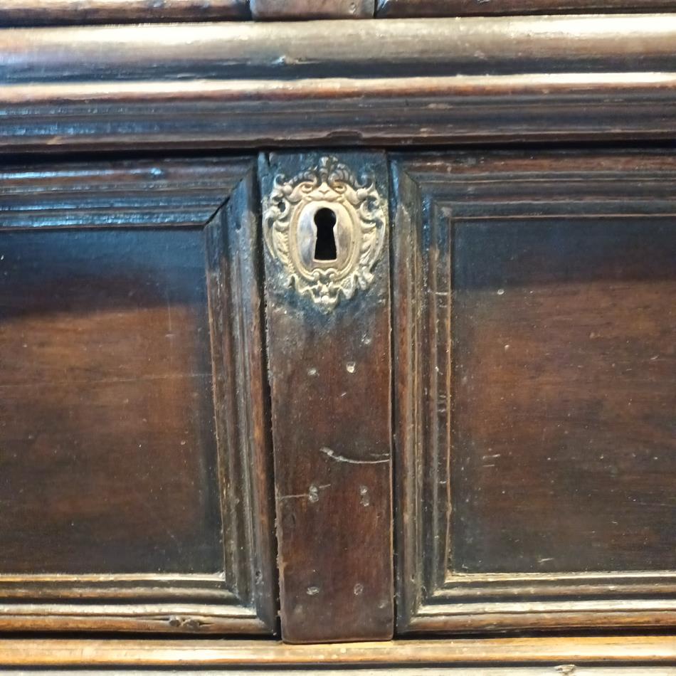 A Late 17th Century Chest Of Drawers