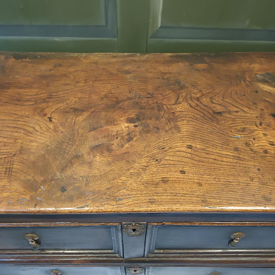 A Late 17th Century Chest Of Drawers