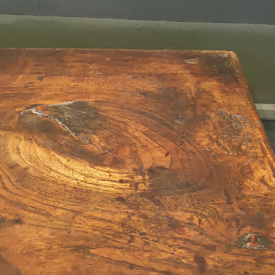 A Late 17th Century Chest Of Drawers