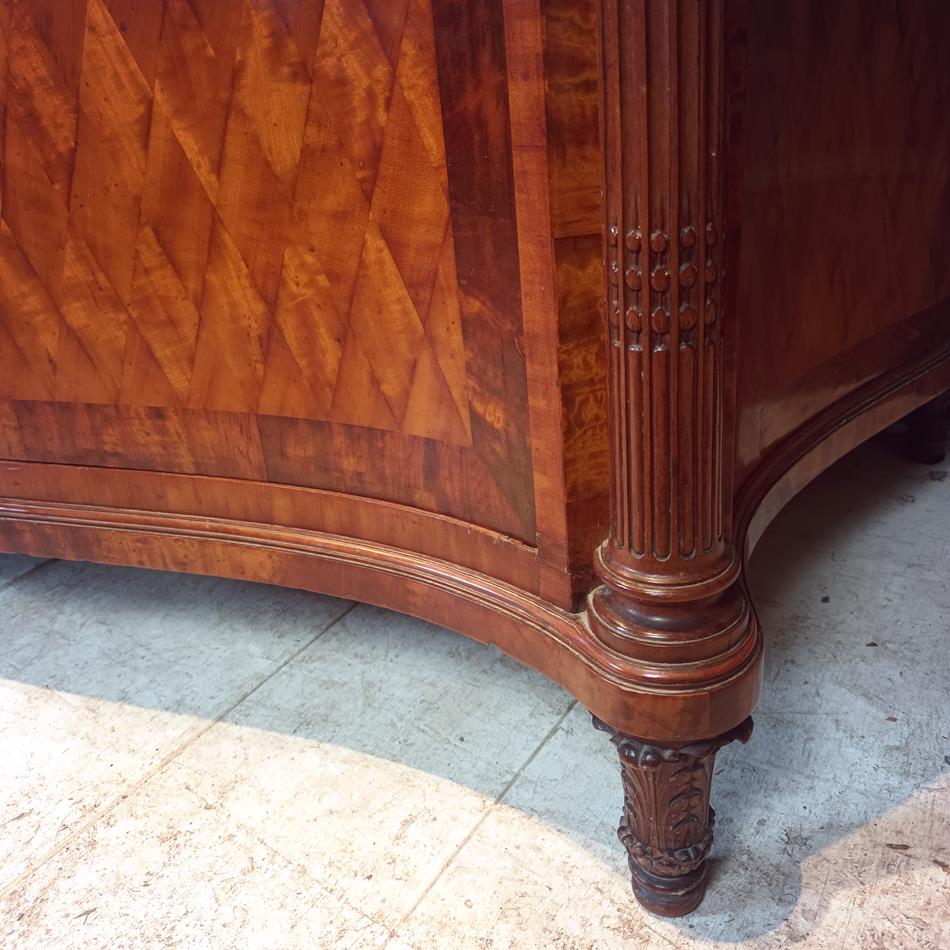 A Late 19th Century Serpentine Satinwood Commode