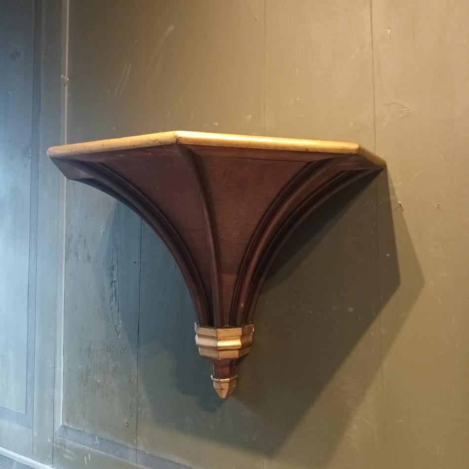 Gothic Revival Oak Wall Bracket