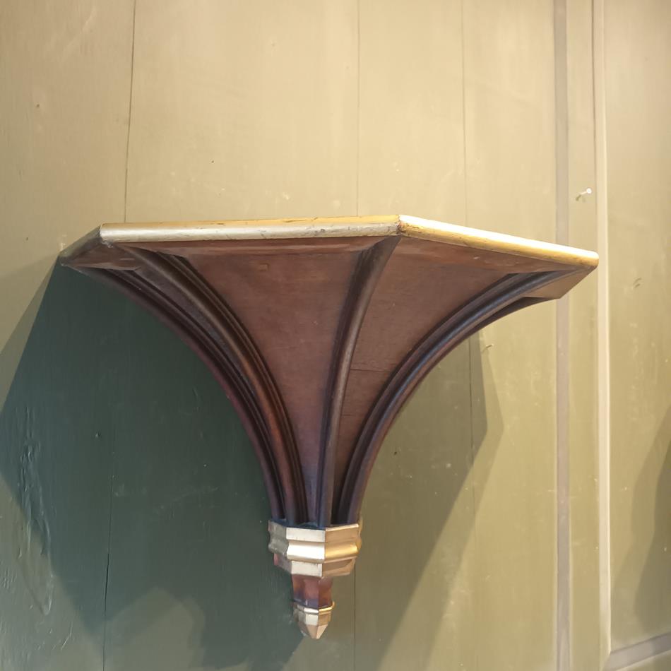Gothic Revival Oak Wall Bracket