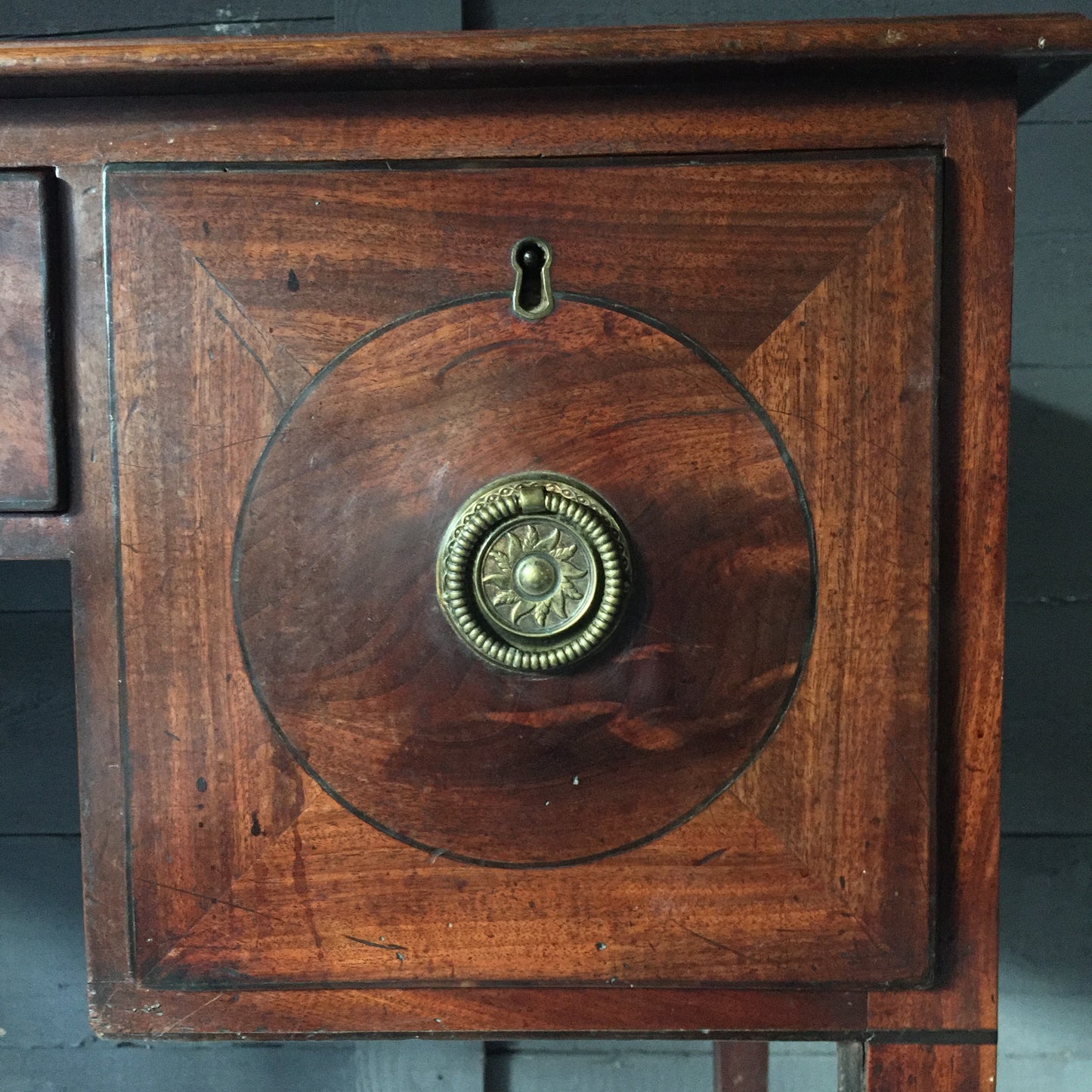 Hepplewhite Dressing Table