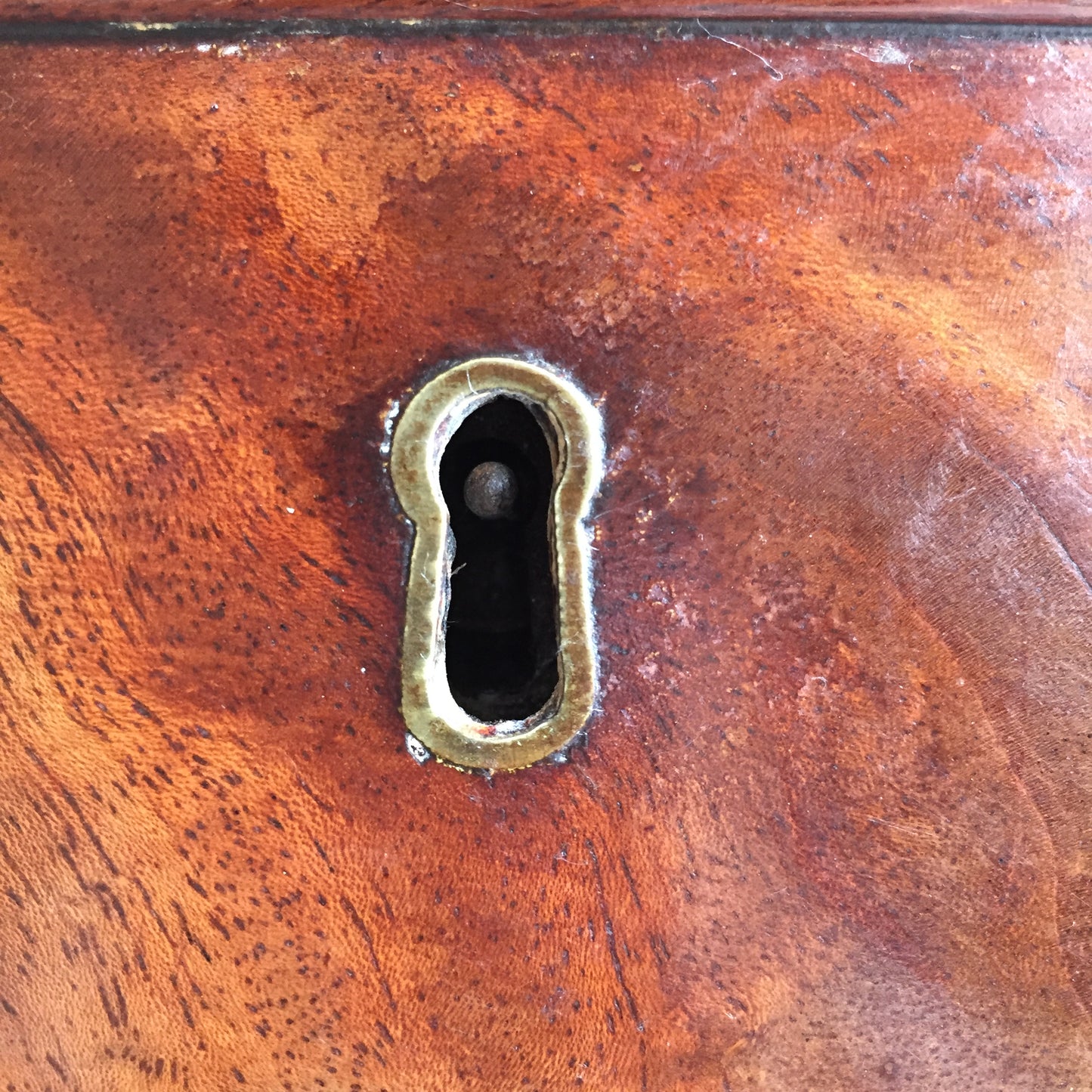 Mahogany Chest Of Drawers