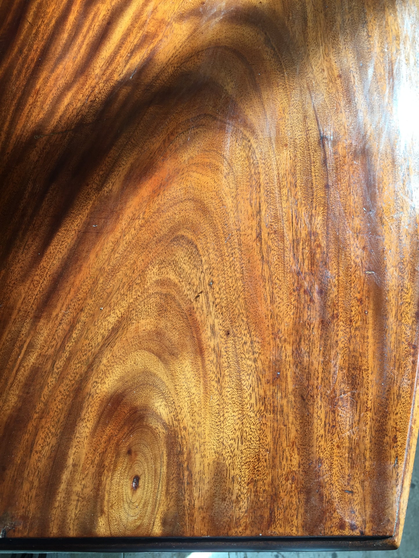 Mahogany Chest Of Drawers