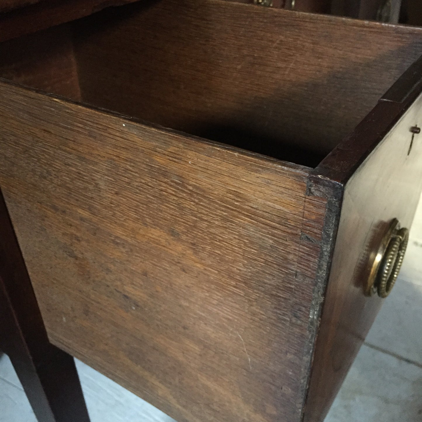 Hepplewhite Dressing Table