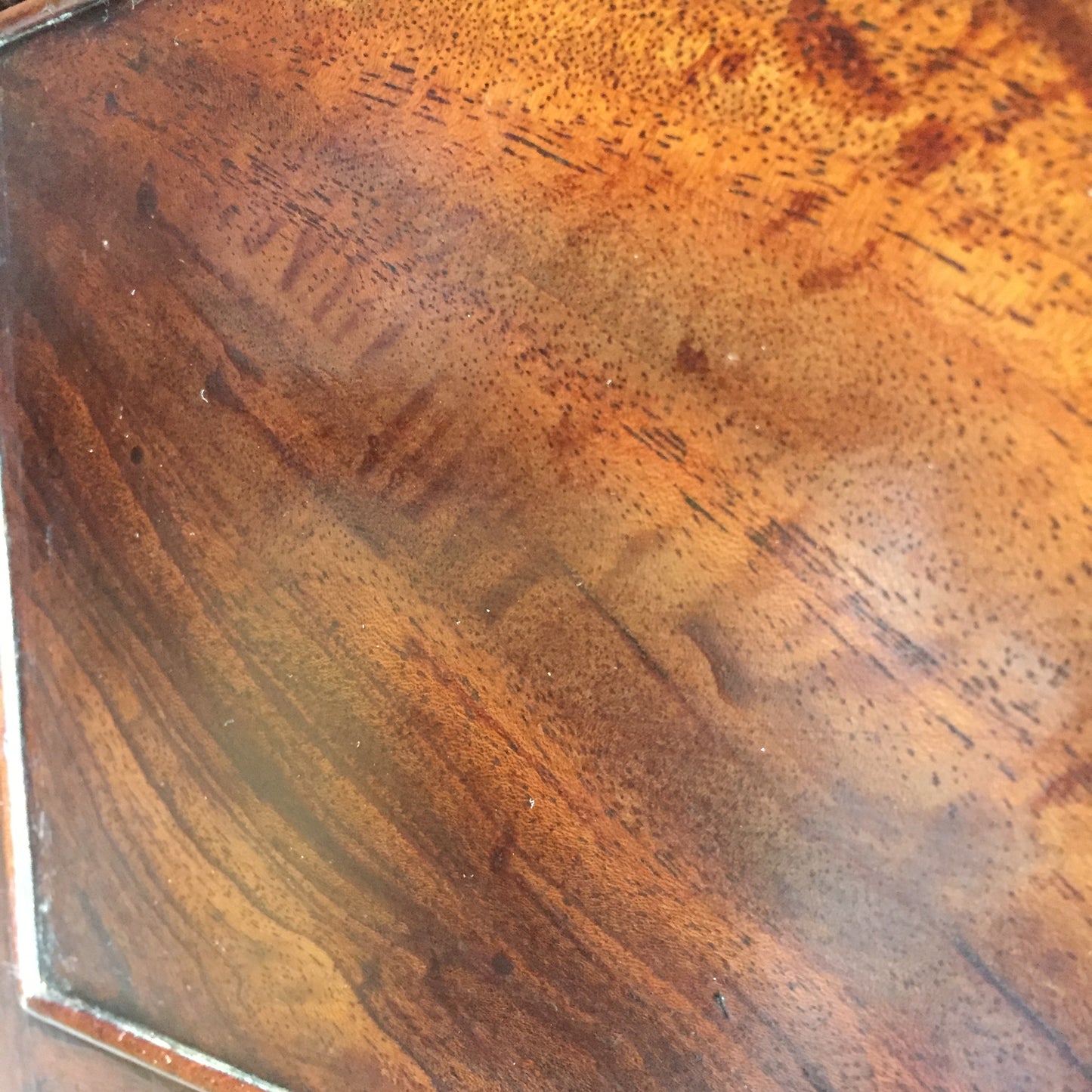 Mahogany Chest Of Drawers