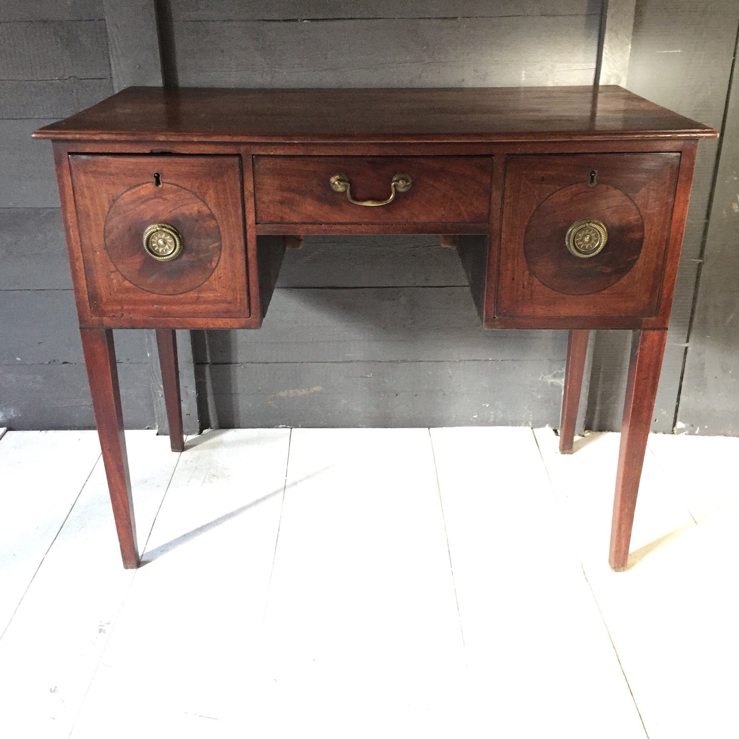 Hepplewhite Dressing Table