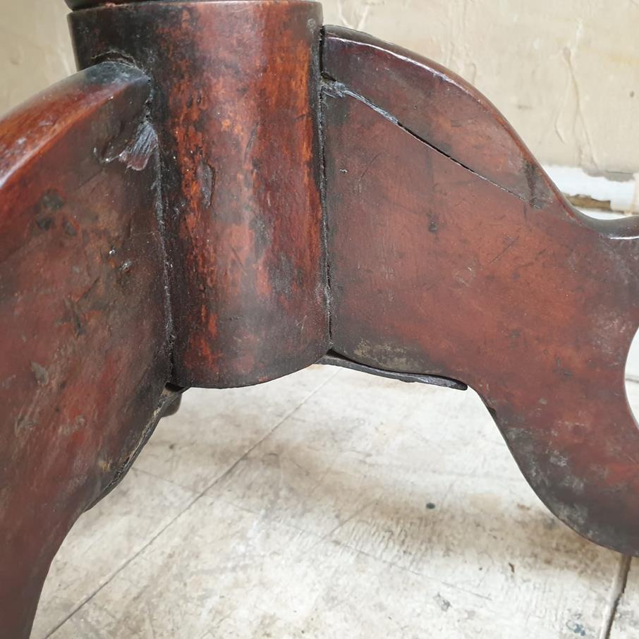 Swedish Tripod Table