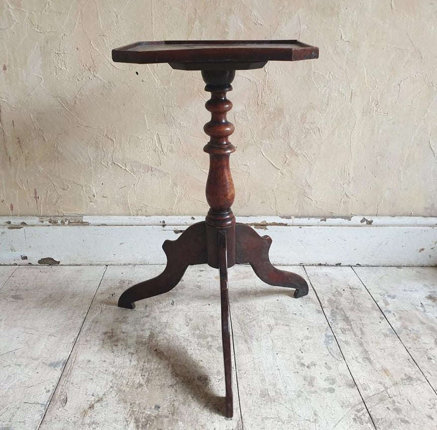 Swedish Tripod Table