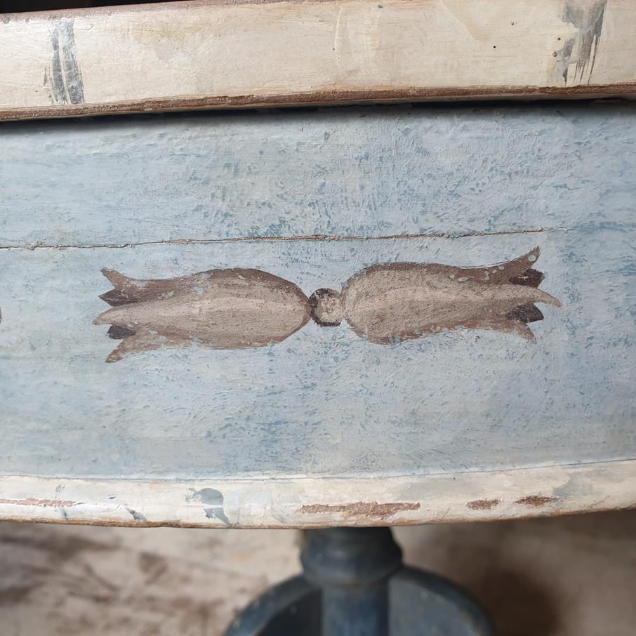 Swedish Tilt Top Table
