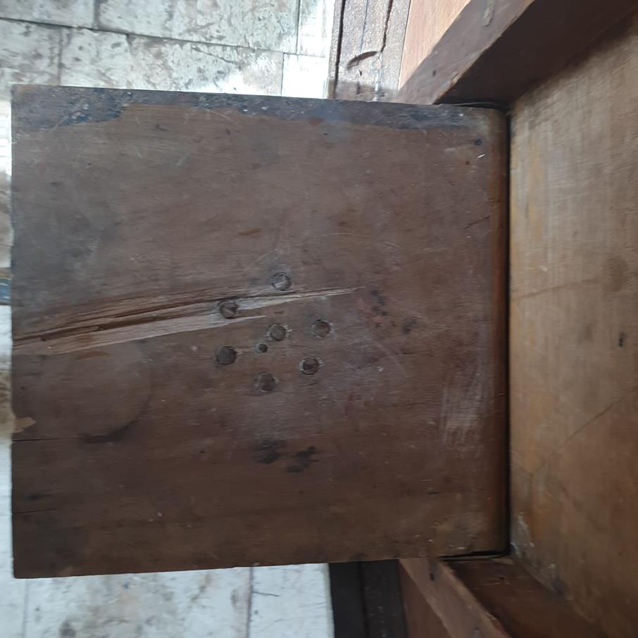 Swedish Tilt Top Table