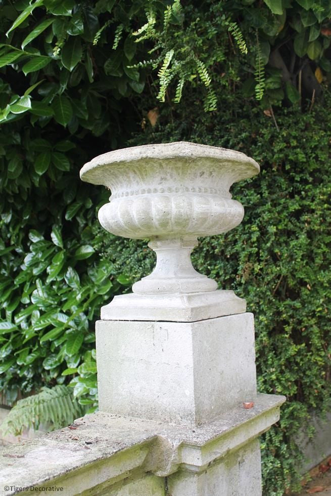 Edwardian Balustrade & Urns