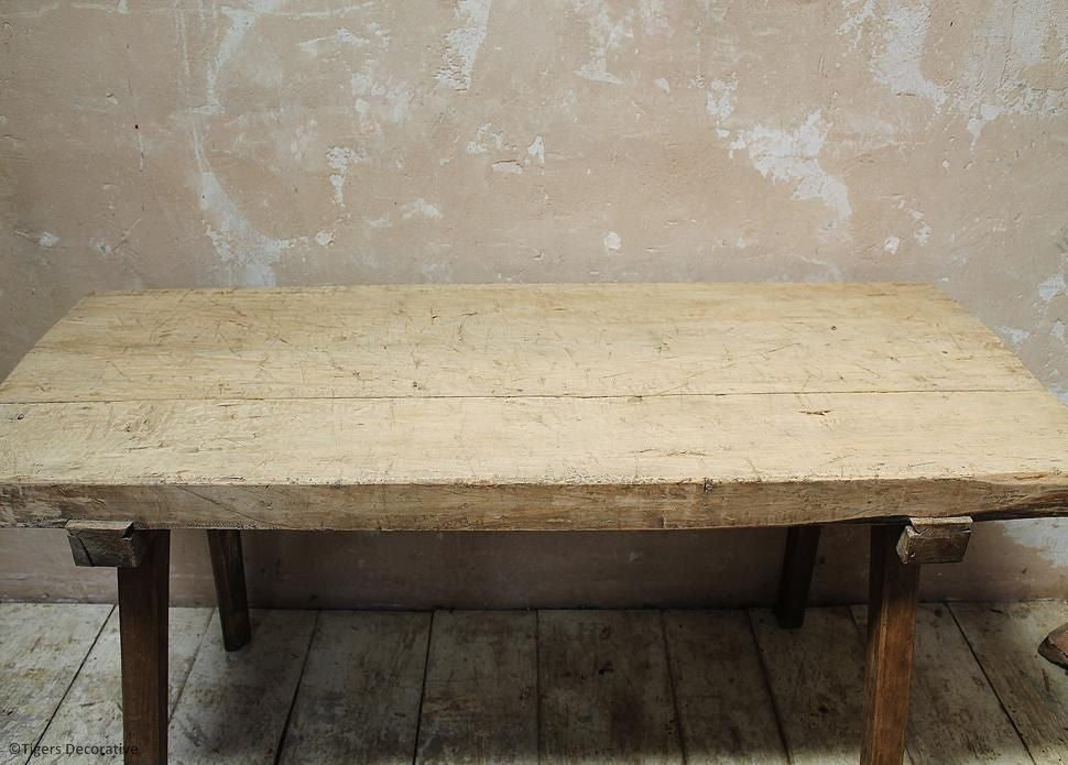 Sycamore Preparation Table