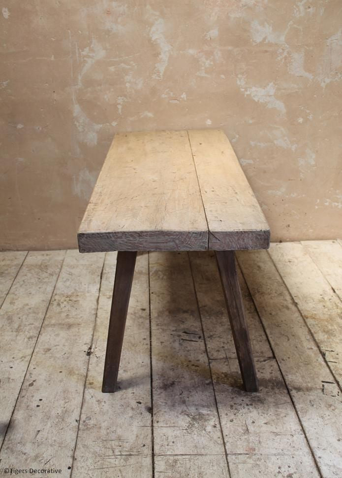 Sycamore Preparation Table