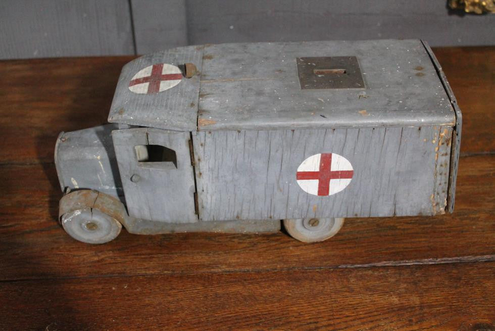Folk Art POW Money Box