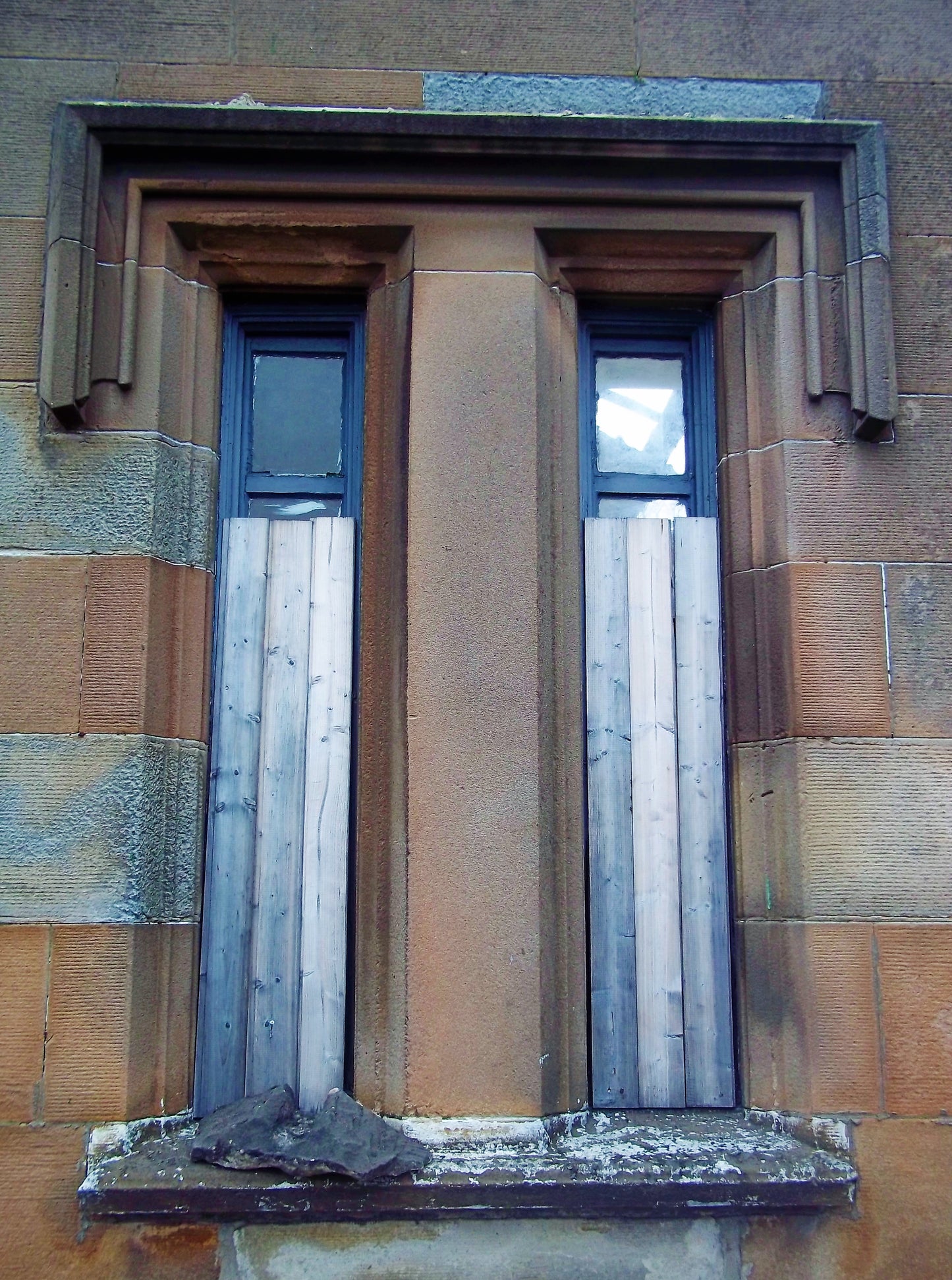 19th Century Dismantled Sandstone Cottage
