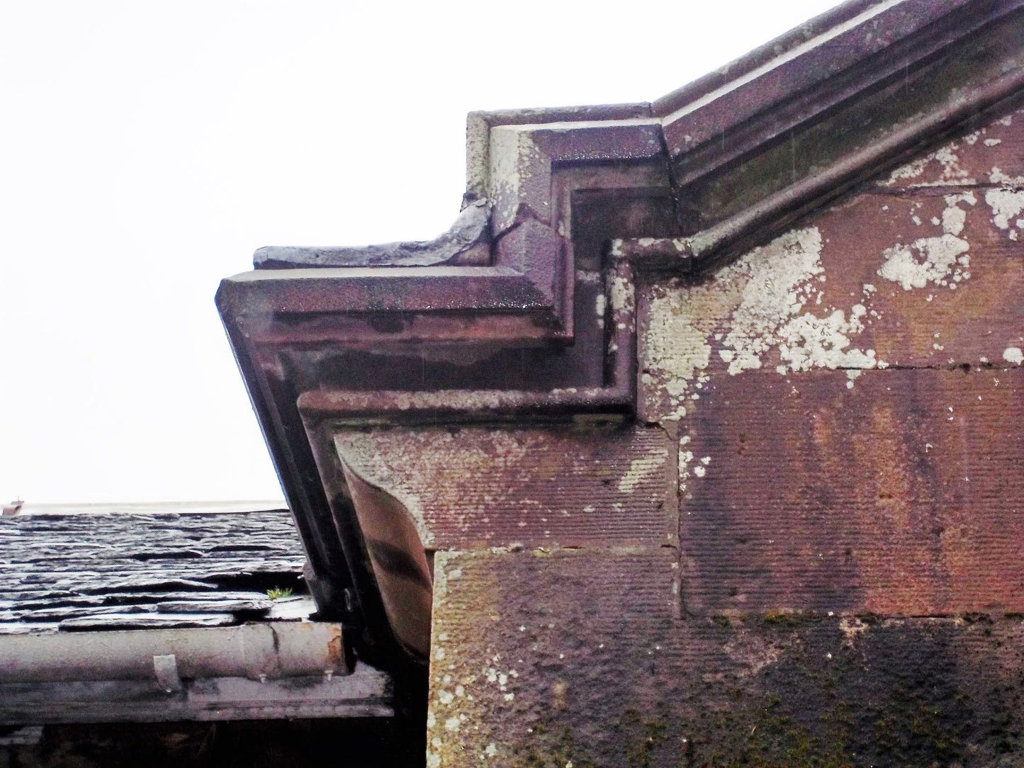 19th Century Dismantled Sandstone Cottage