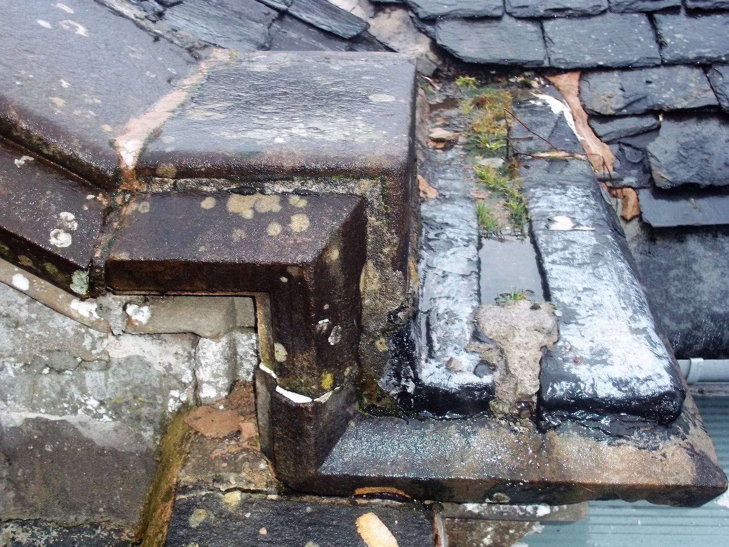 19th Century Dismantled Sandstone Cottage