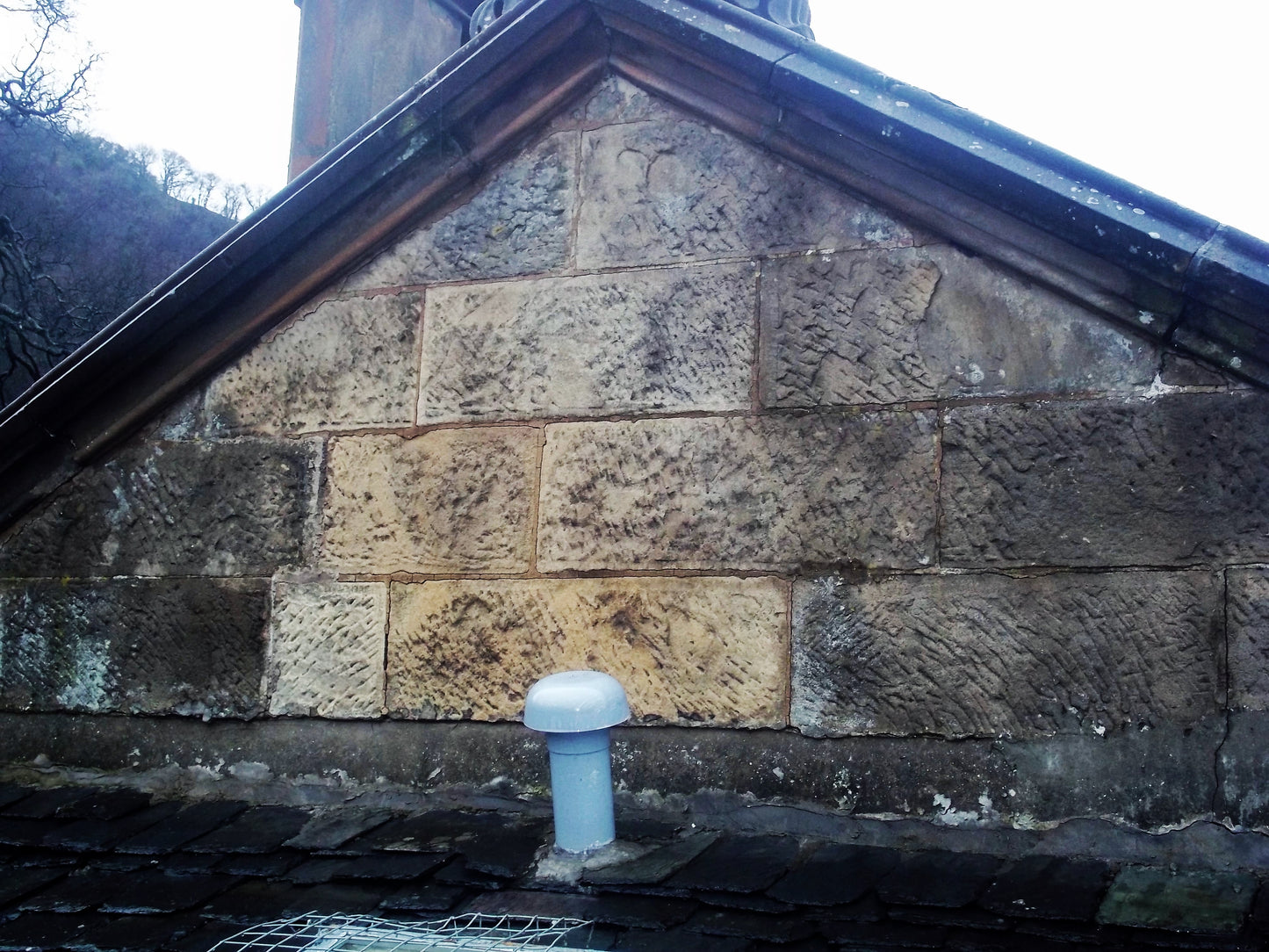 19th Century Dismantled Sandstone Cottage