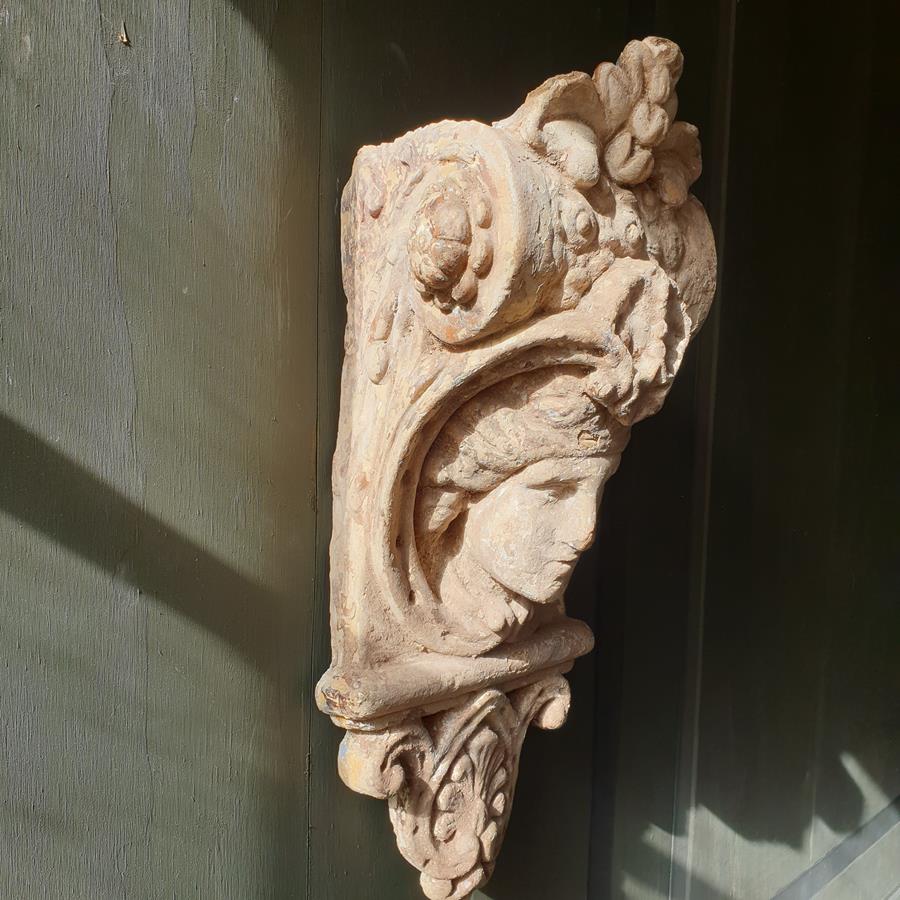 Plaster Bracket