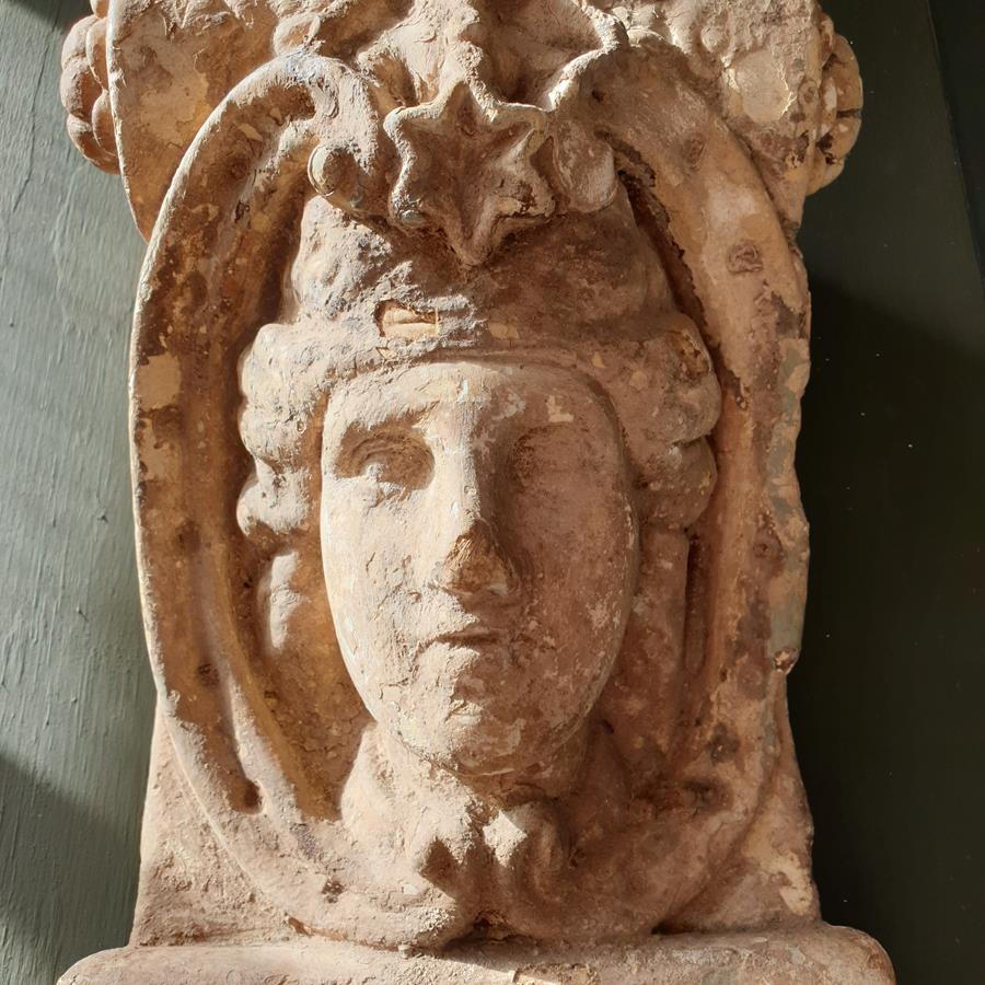 Plaster Bracket
