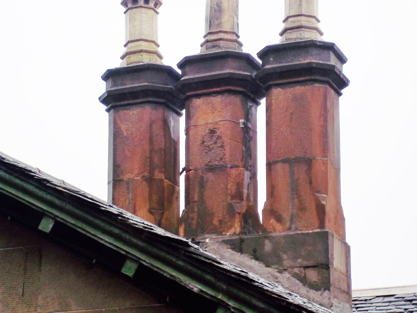 19th Century Dismantled Sandstone Cottage