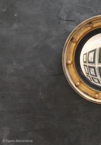 Late 19th Century Small Circular Gilded Convex Mirror