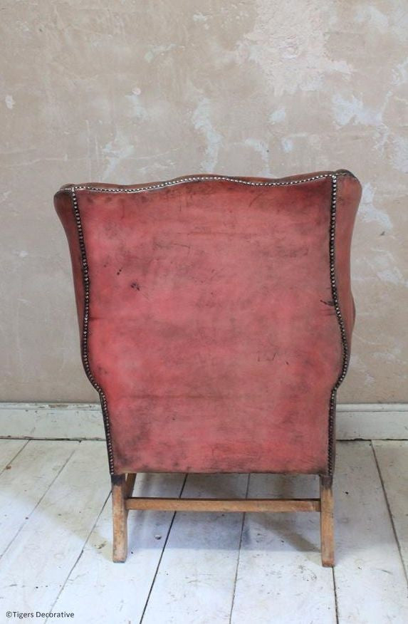 20th Century Leather Buttoned Arm Chair