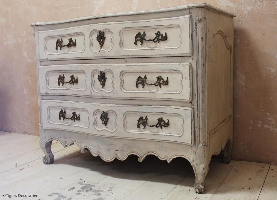 18th Century Painted Chest Of Drawers