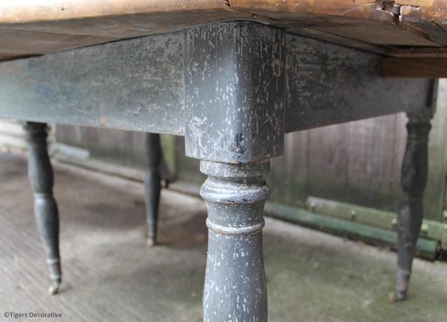19th Century French Extending Dining Table