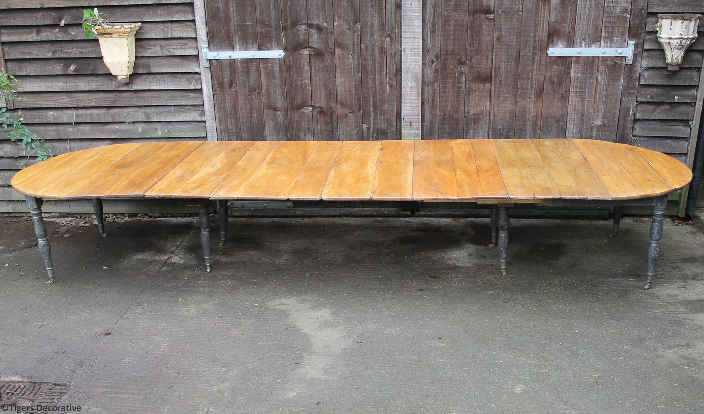 19th Century French Extending Dining Table