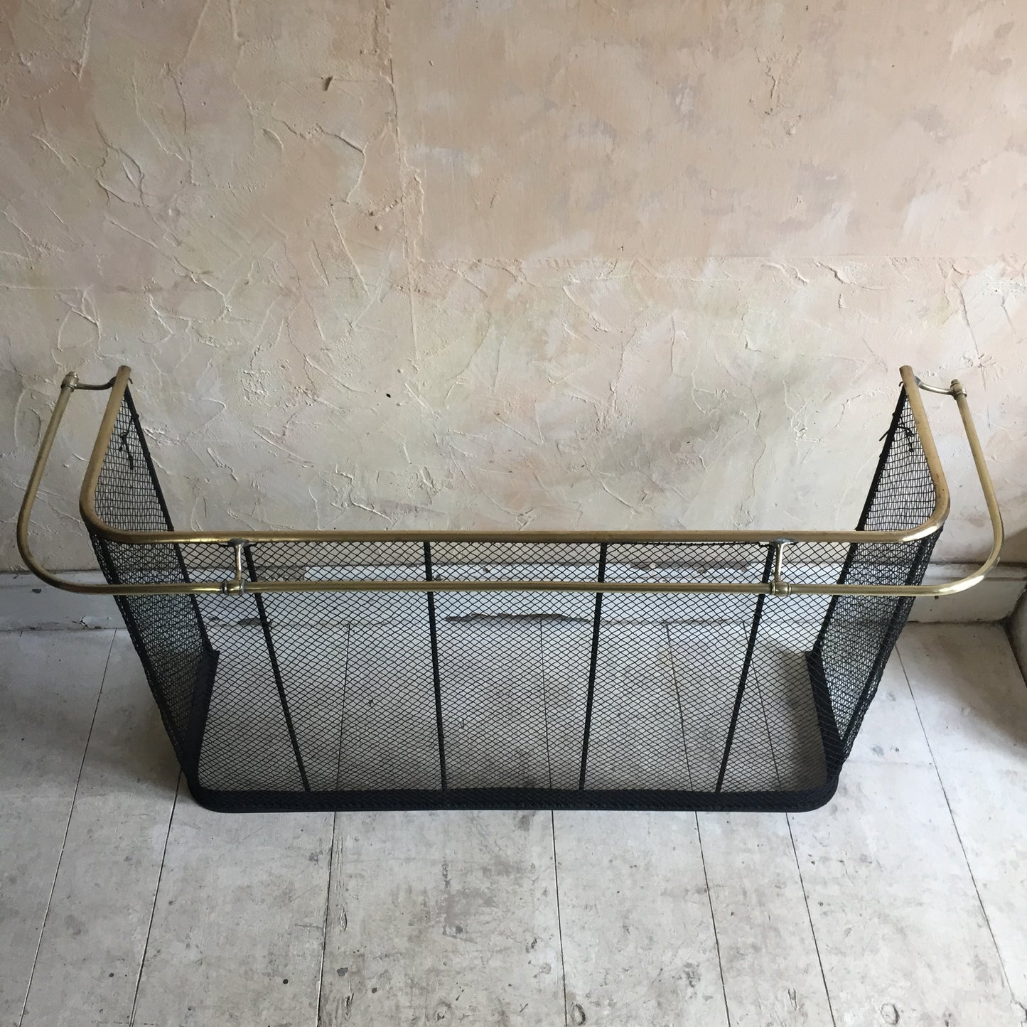 Regency Spark Guard