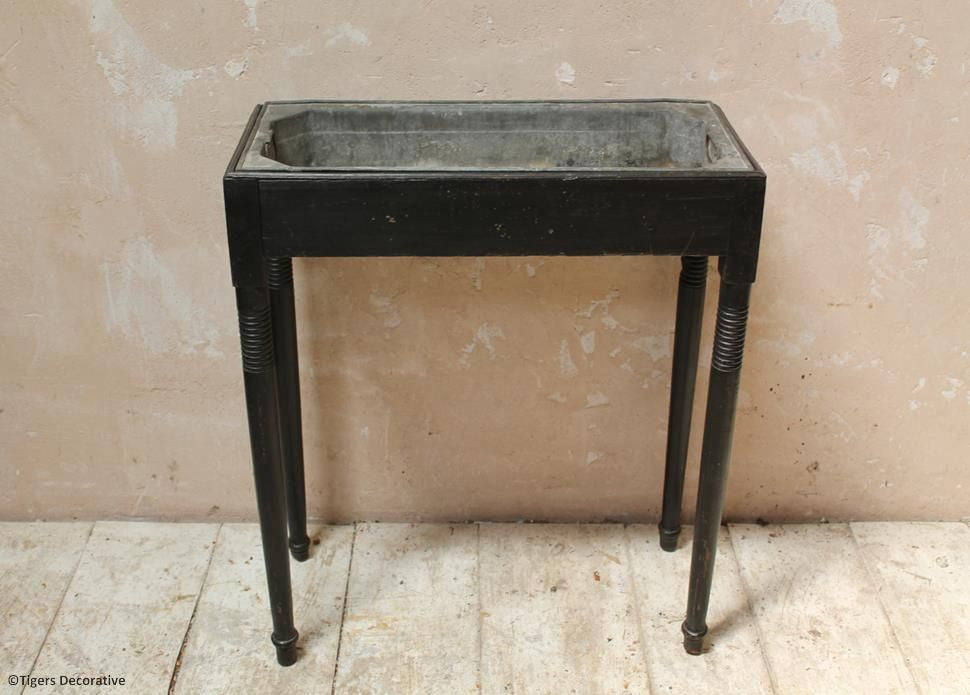 Regency jardinière